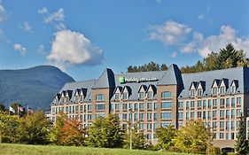 Holiday Inn & Suites North Vancouver